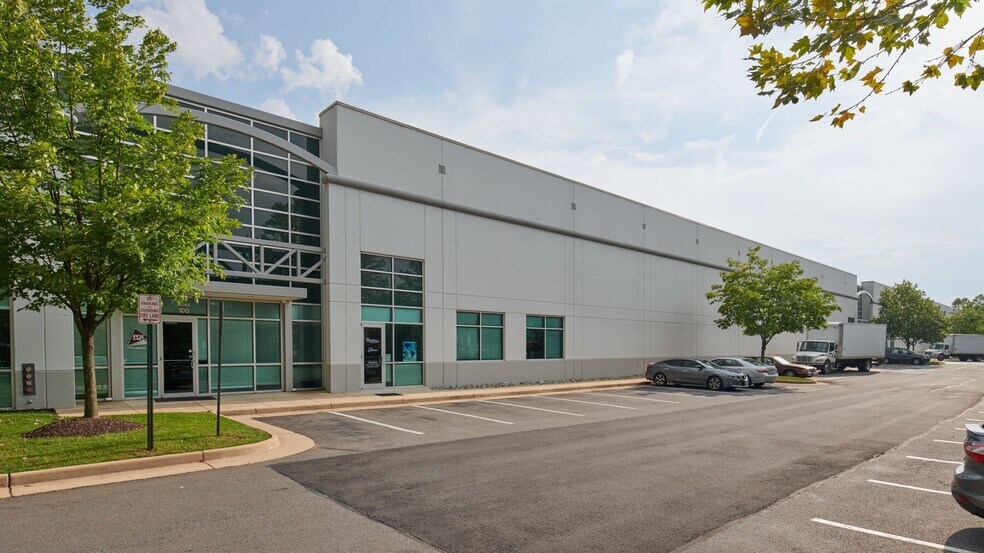 45065 Old Ox Rd, Dulles Town Center, VA à louer - Photo de l’immeuble – Image 2 sur 6