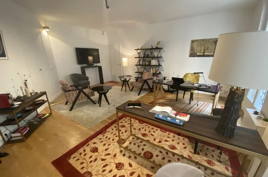 22 Rue Saint-Augustin, Paris à louer - Photo de l’immeuble – Image 3 sur 10