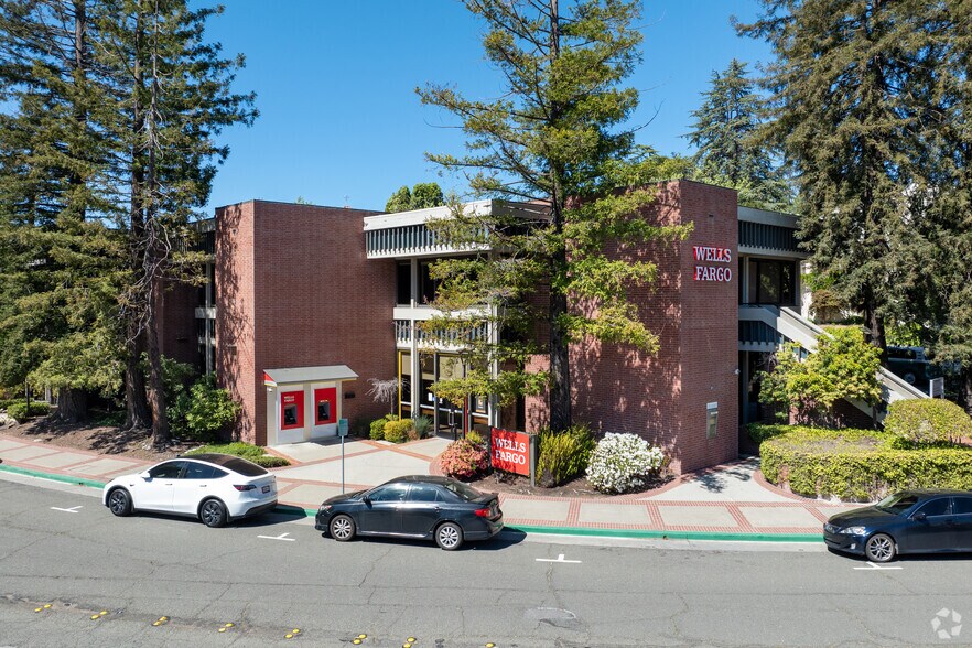 360-370 Highland Ave, Oakland, CA à louer - Photo de l’immeuble – Image 2 sur 12