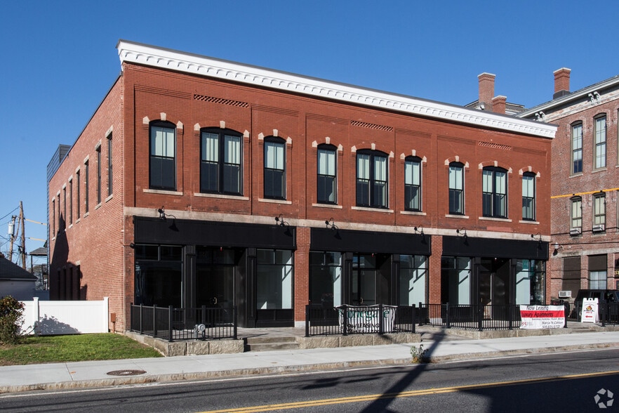 13 W Central St, Natick, MA à louer - Photo de l’immeuble – Image 3 sur 4