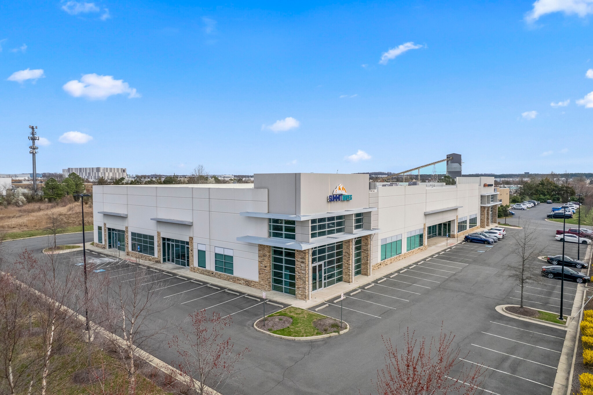 44810 Old Ox Rd, Sterling, VA à louer Photo de l’immeuble– Image 1 sur 11