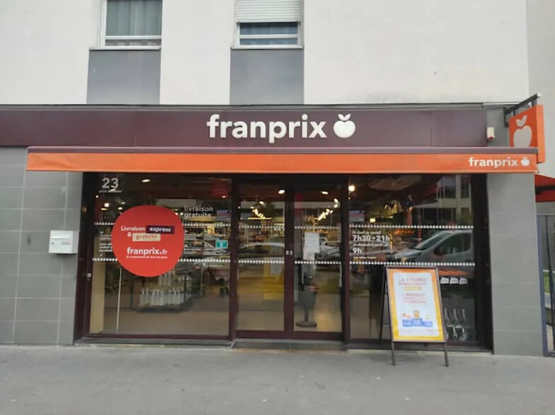 Local commercial dans Lyon à louer - Photo de l’immeuble – Image 2 sur 14