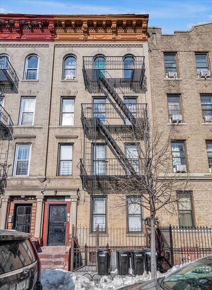 2539 Church Ave, Brooklyn, NY à vendre - Photo principale – Image 1 sur 35