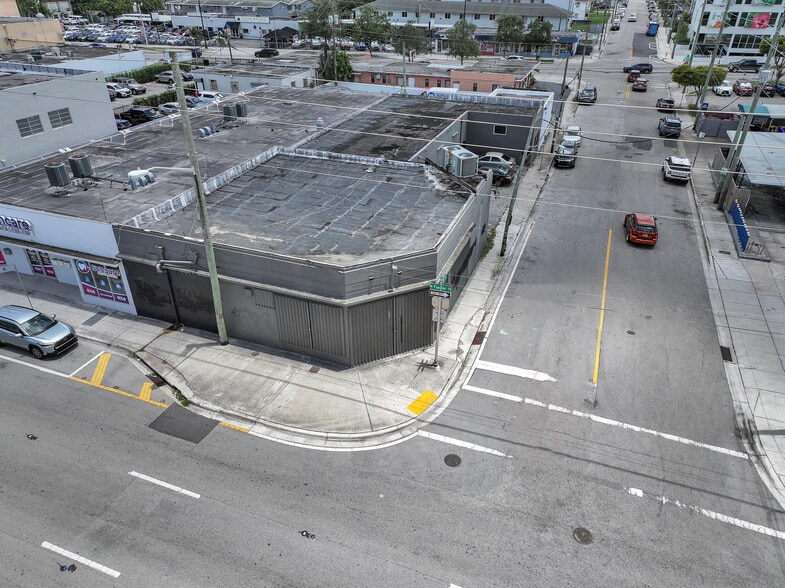 1798 W Flagler St, Miami, FL à vendre - Photo de l’immeuble – Image 2 sur 11