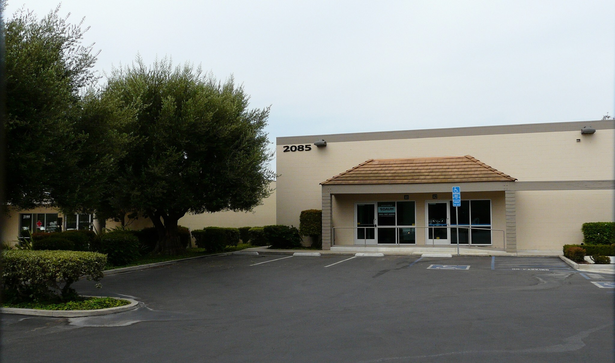 2085 Sperry Ave, Ventura, CA à louer Photo principale– Image 1 sur 6