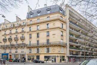Plus de détails pour Local commercial à louer