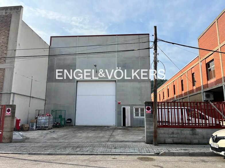 Industriel/Logistique dans Montcada i Reixac, Barcelona à louer - Photo de l’immeuble – Image 3 sur 10