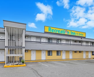 Plus de détails pour 1891 Parkinson Way, Kelowna, BC - Hôtellerie à vendre