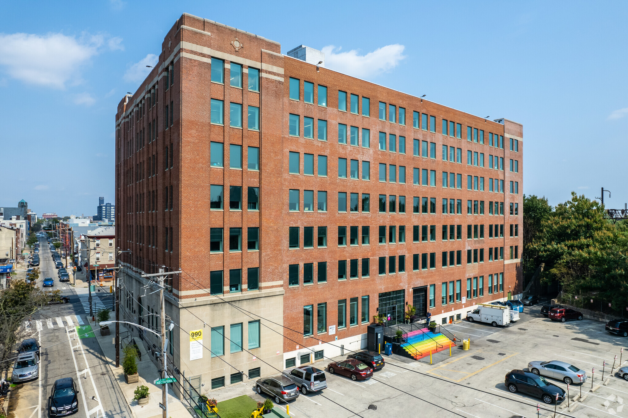 990 Spring Garden St, Philadelphia, PA à louer Photo de l’immeuble– Image 1 sur 5