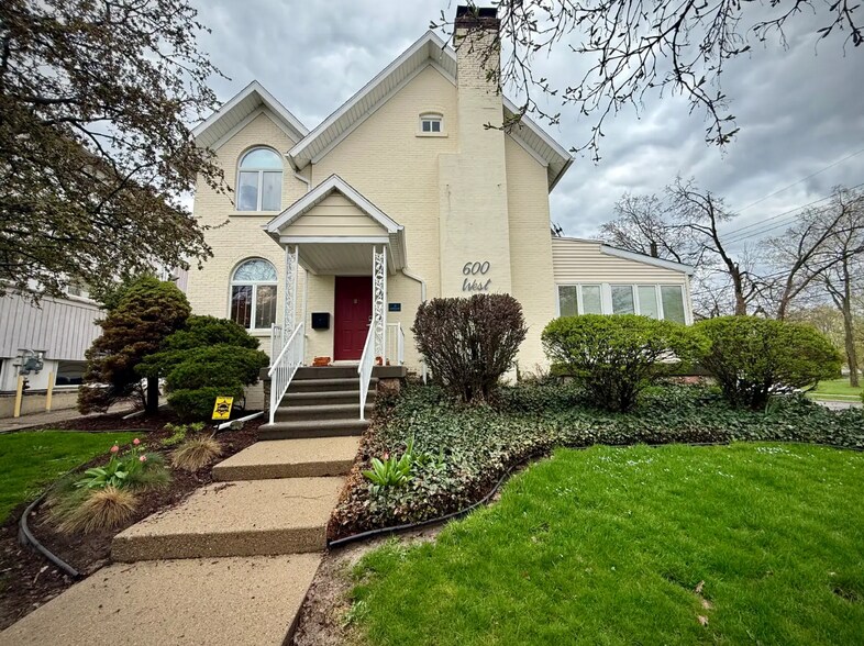 600 W Shiawassee St, Lansing, MI à vendre - Photo de l’immeuble – Image 2 sur 16