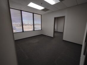 1800 Teague Dr, Sherman, TX à louer Photo intérieure– Image 2 sur 5