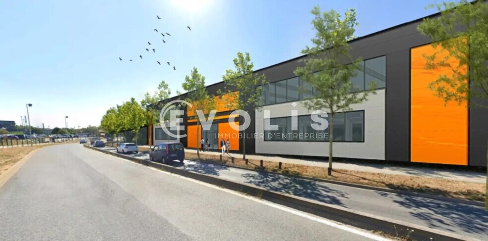 Local commercial dans Noisy-le-Grand à louer - Photo de l’immeuble – Image 2 sur 3