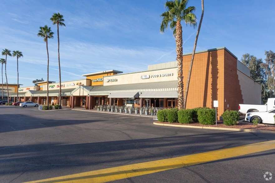 13610 N Scottsdale Rd, Scottsdale, AZ à louer - Photo principale – Image 2 sur 9