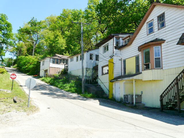 137-139 Arthur Ave, Fox Lake, IL à vendre - Photo de l’immeuble – Image 2 sur 11