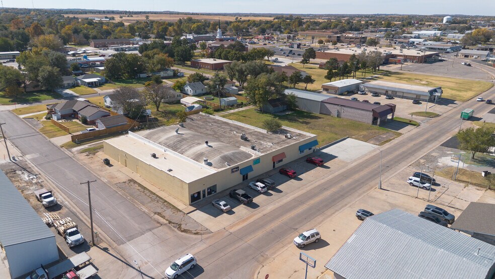 1900 Block of Main St portefeuille de 3 biens à vendre sur LoopNet.fr - Photo principale – Image 1 sur 3