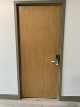 916 W Broad St, Falls Church, VA à louer Photo intérieure– Image 2 sur 12