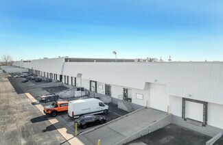 Plus de détails pour 8201-8243 Zionsville Rd, Indianapolis, IN - Industriel/Logistique à louer