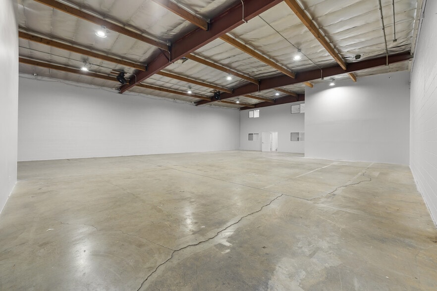 1507 Essex St, Los Angeles, CA à louer - Photo intérieure – Image 3 sur 32