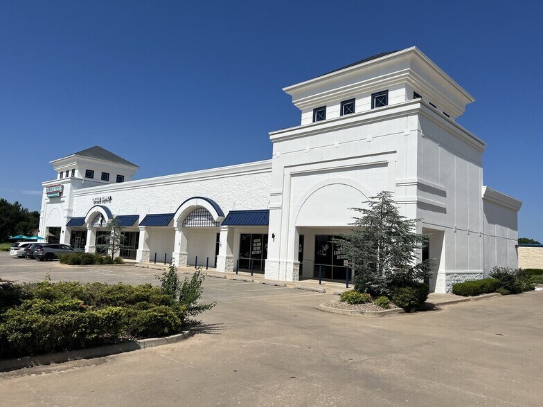 1420 N Kelly Ave, Edmond, OK à louer - Photo de l’immeuble – Image 3 sur 4