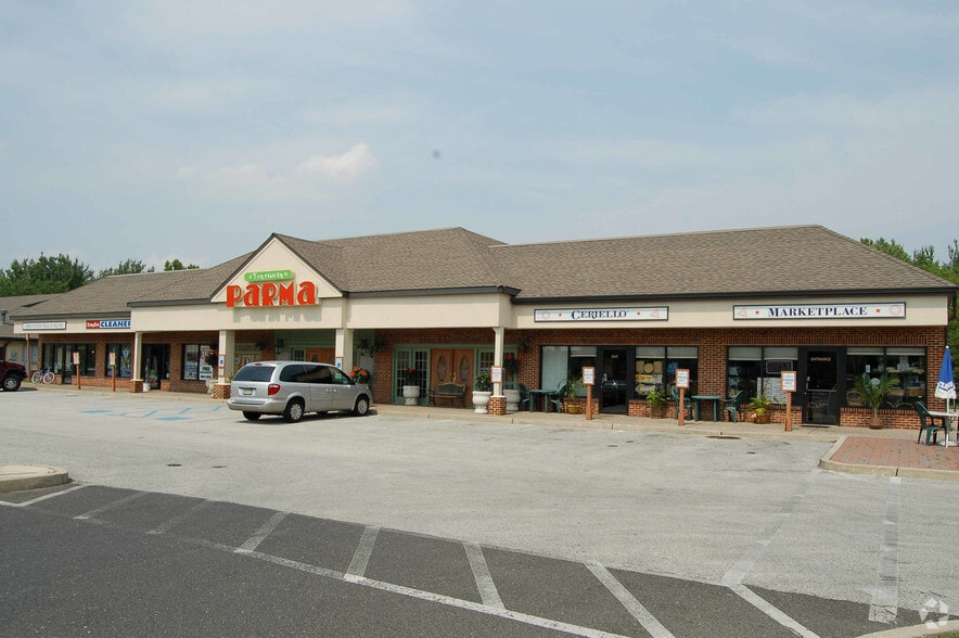 413 Stokes Rd, Medford, NJ à louer - Photo principale – Image 1 sur 3