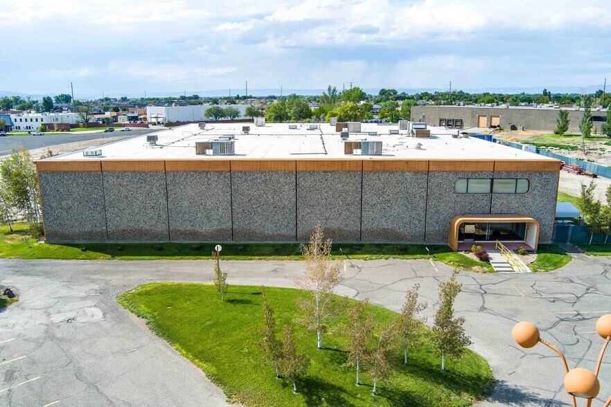 2524 Foresight Cir E, Grand Junction, CO à vendre - Photo de l’immeuble – Image 2 sur 30