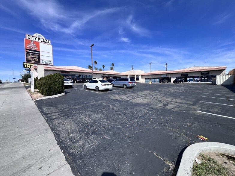 1251 E Main St, Barstow, CA à louer - Photo de l’immeuble – Image 1 sur 13
