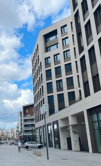 Plus de détails pour 55 Rue De La Soie, Villeurbanne - Local commercial à louer