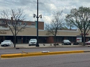 4950-5020 W Dempster St, Skokie, IL à louer Photo de l’immeuble– Image 1 sur 9