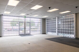 1220-1290 W Foothill Blvd, Rialto, CA à louer Photo de l’immeuble– Image 2 sur 3