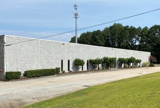 Plus de détails pour 2211 Lithonia Industrial Blvd, Lithonia, GA - Industriel/Logistique à louer