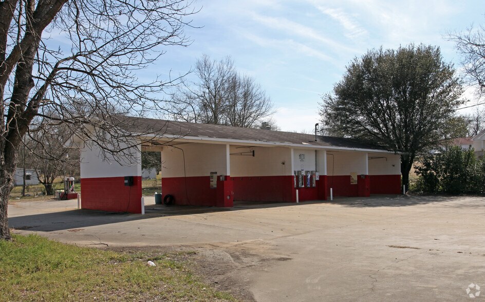 305 S Church St, Swansea, SC à vendre - Photo principale – Image 1 sur 9