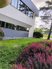 5123 W St Joe Hwy, Lansing, MI à louer Photo de l’immeuble– Image 2 sur 9