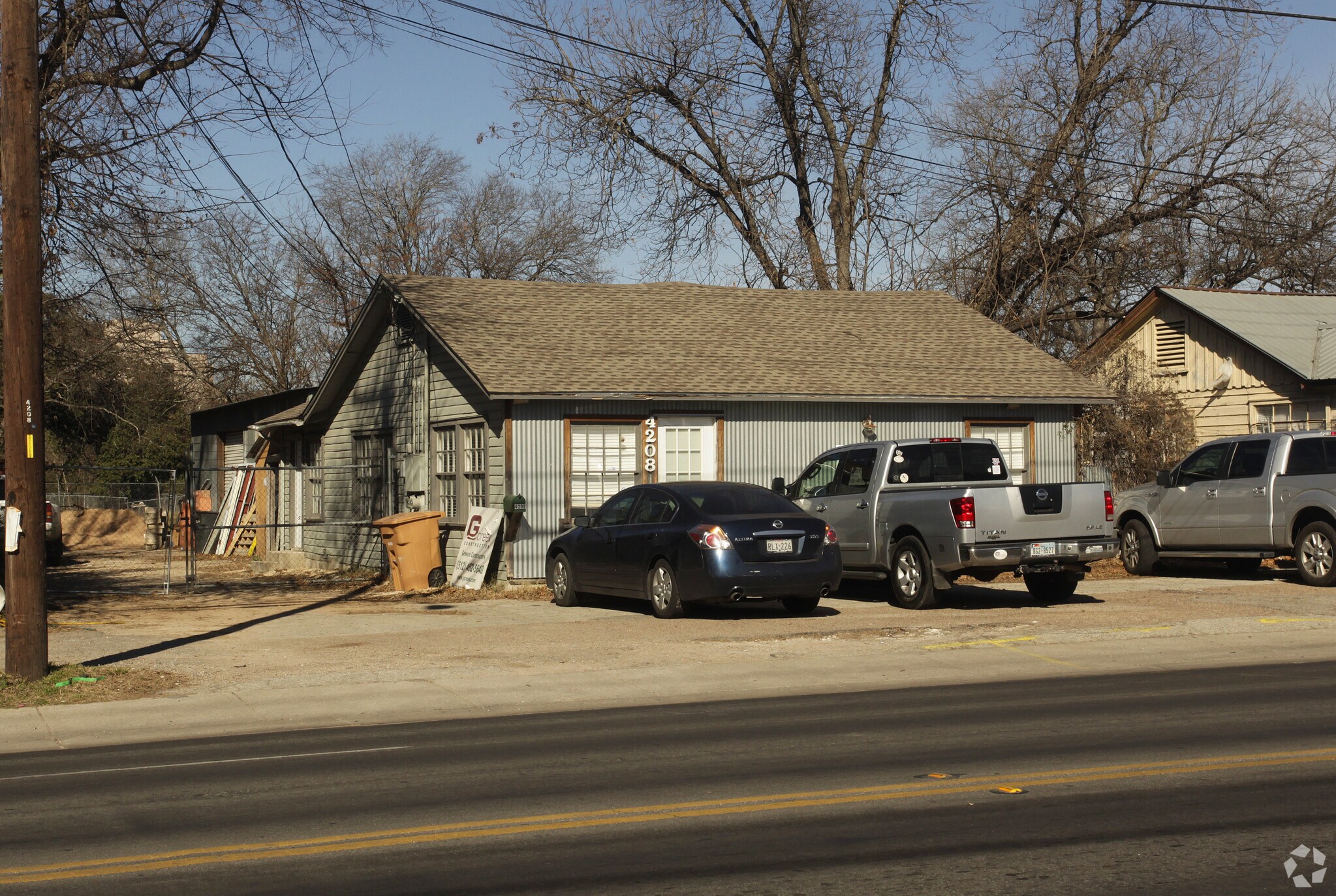 4208 S 1st St, Austin, TX à louer Photo principale– Image 1 sur 3