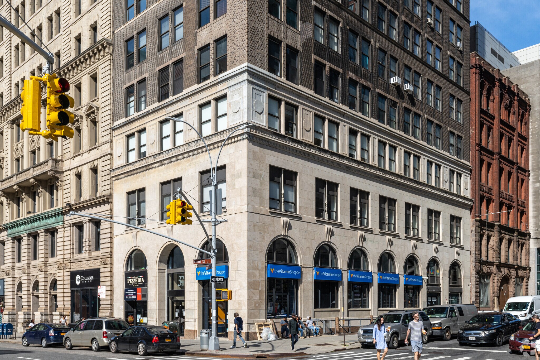 32 Court St, Brooklyn, NY à louer Photo principale– Image 1 sur 3