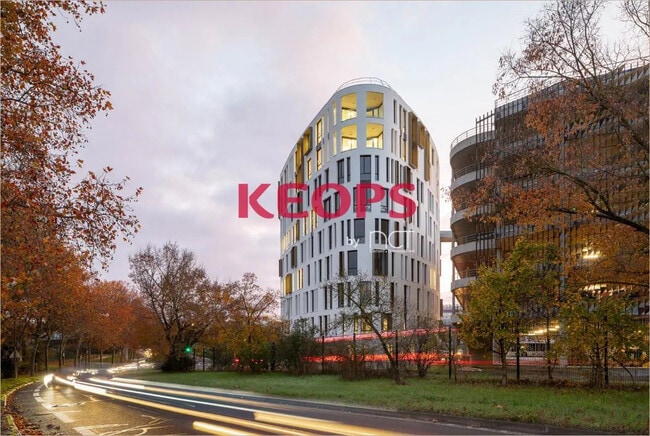 Plus de détails pour Bureau à vendre