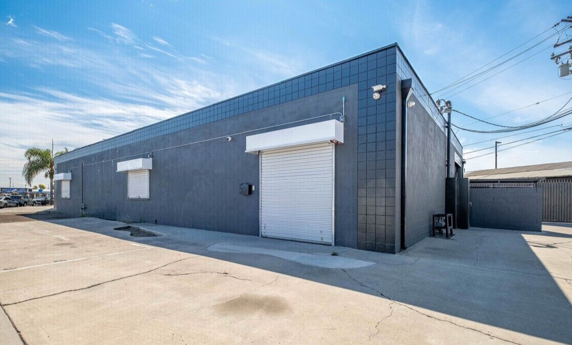 8100 Electric Ave, Stanton, CA à vendre Photo de l’immeuble– Image 1 sur 92
