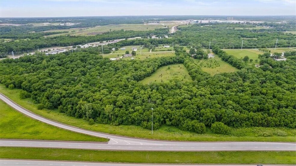 34730 W 95th St, De Soto, KS à vendre - Photo de l’immeuble – Image 1 sur 6