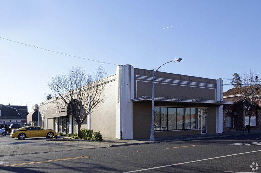 940-950 Monroe St, Santa Clara, CA à vendre - Photo de l’immeuble – Image 2 sur 3
