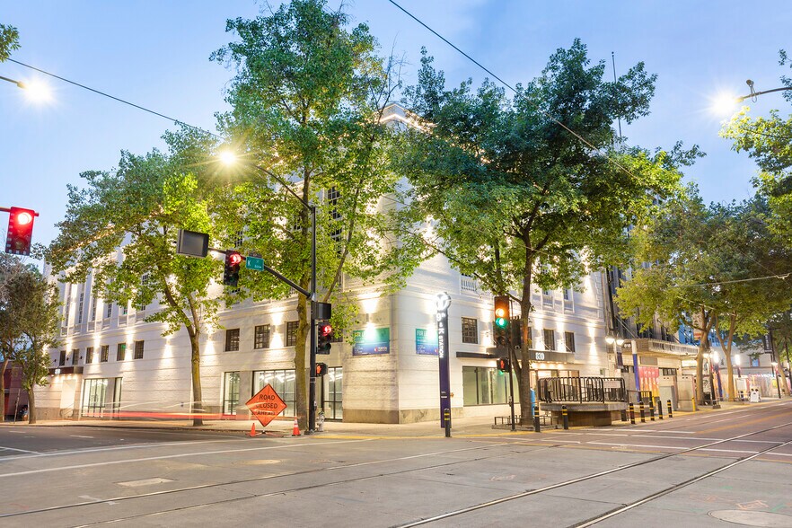 830 K St, Sacramento, CA à louer - Photo de l’immeuble – Image 2 sur 36