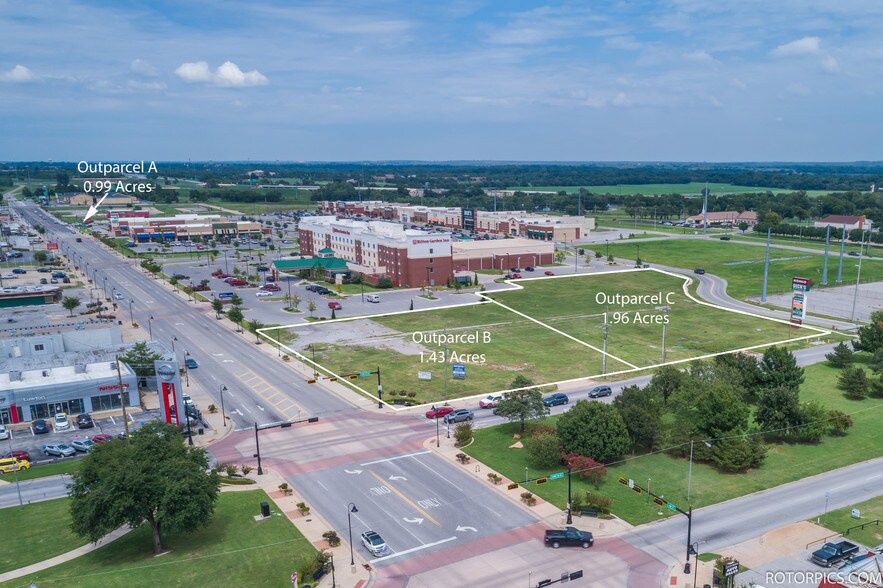101 W Gore Blvd, Lawton, OK à vendre - Photo de l’immeuble – Image 3 sur 7