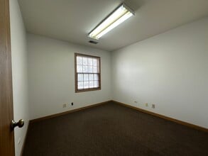 29W110-29W140 Butterfield Rd, Warrenville, IL à louer Photo intérieure– Image 2 sur 4