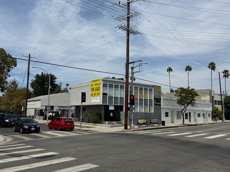 3405-3409 Glendale Blvd, Los Angeles, CA à louer - Photo de l’immeuble – Image 1 sur 2