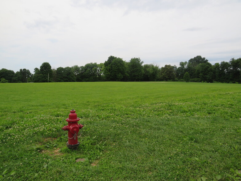 920 Springfield Rd, Bardstown, KY à vendre - Photo principale – Image 2 sur 10