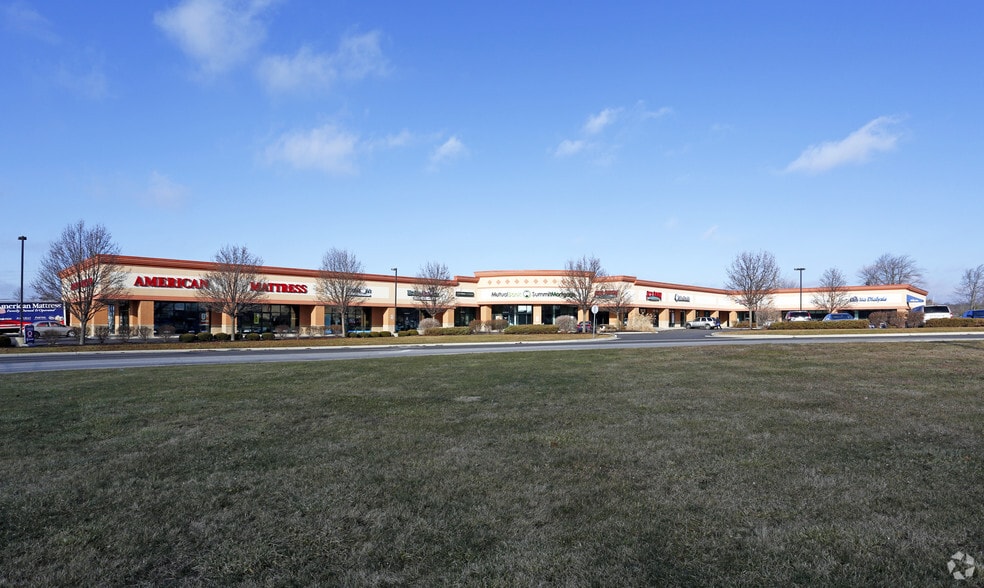 4916 Illinois Rd, Fort Wayne, IN à louer - Photo principale – Image 1 sur 22