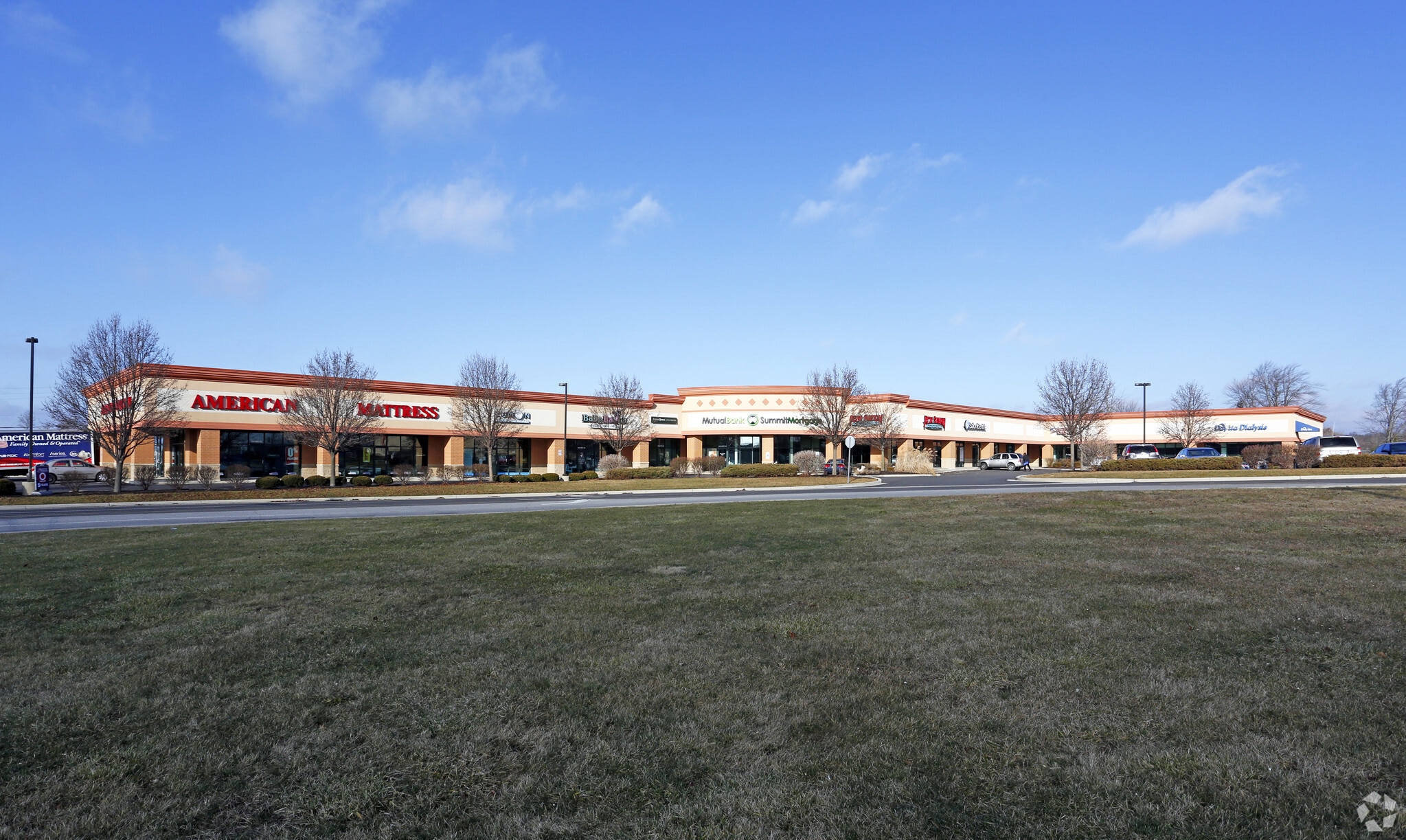 4916 Illinois Rd, Fort Wayne, IN à louer Photo principale– Image 1 sur 23