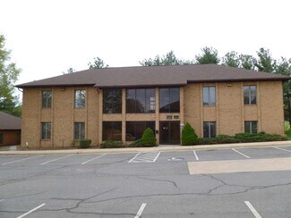 Plus de détails pour 10690 Crestwood Drive, Manassas, VA – Bureau à vendre, Manassas, VA