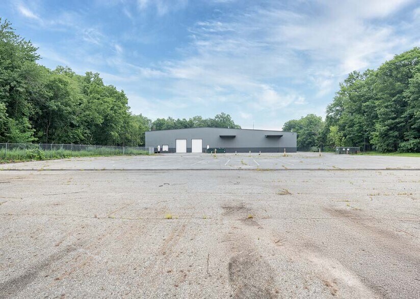 131 Beaverbrook Rd, Lincoln Park, NJ à louer - Photo de l’immeuble – Image 3 sur 4