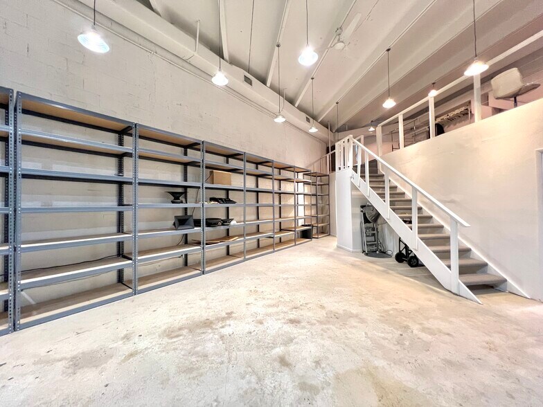 4825-4829 SW 75th Ave, Miami, FL à louer - Photo intérieure – Image 2 sur 15