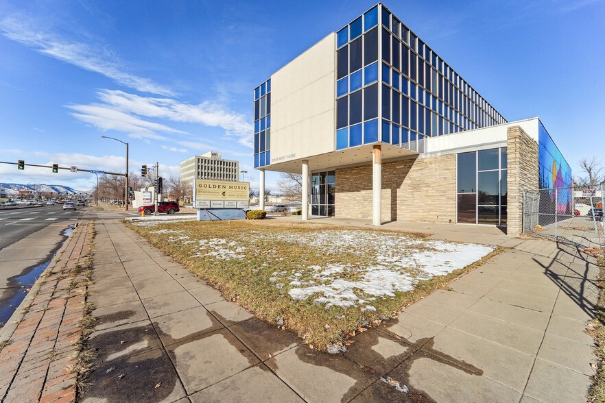 10395 W Colfax Ave, Lakewood, CO à vendre - Photo de l’immeuble – Image 2 sur 32