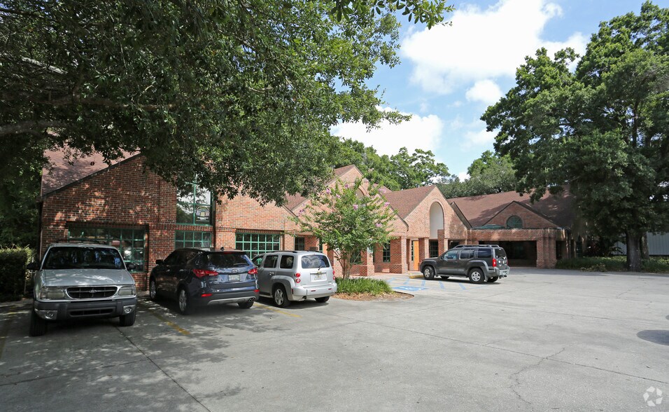 4200 N Armenia Ave, Tampa, FL à vendre - Photo de l’immeuble – Image 2 sur 2